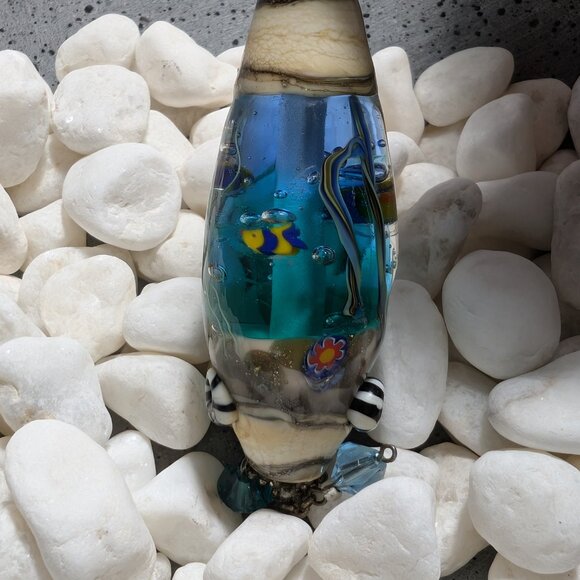 Vintage 90s Handmade Glass Lampwork Bead - Murano Glass - Fish Aquarium - Picture 5 of 6